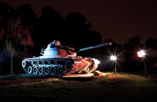 Hsu Chia-Wei
War 
2008
Photograph 
60x90cm x3

 