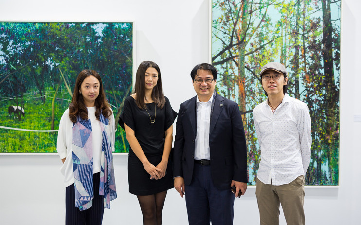 (Left to Right )Artist HSU Wei-Hui, HSU Chang-Yu, Liang Gallery's President YU Yen-Liang, Artist FU Hau-Shiuan