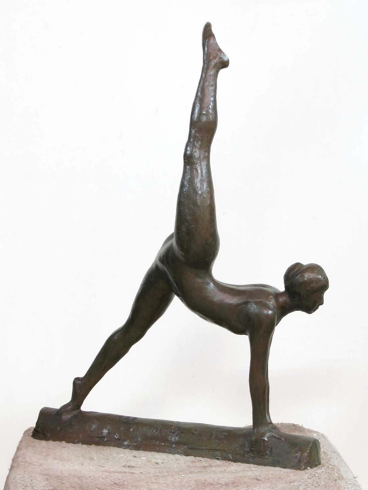 蒲添生 運動系列-2 青銅 58x41x14cm